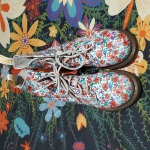 floral boots